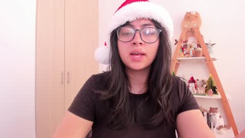 Sarah Ana Banana online show from 12/16/24, 02:22