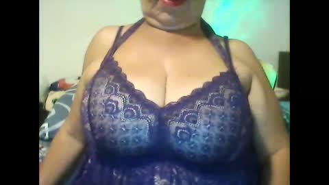 perlita070822 online show from 12/30/24, 04:41