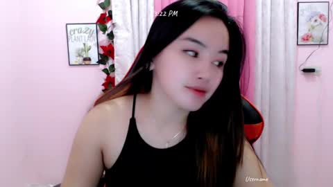 pinay_nica online show from 12/19/24, 07:21