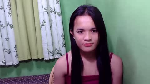 pinaymorena_rhowe online show from 11/19/24, 06:42