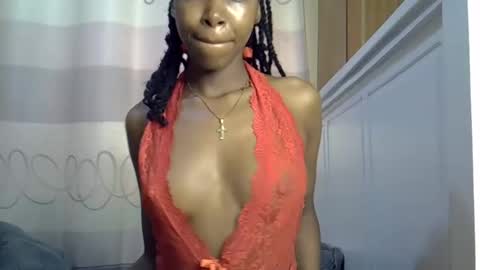 pretty_petite24 online show from 12/09/24, 04:38