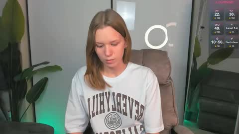 Melissa online show from 11/15/24, 01:33