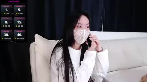 qianqian_ online show from 01/04/25, 11:06