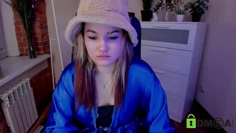 qilika_qw online show from 02/02/25, 03:39