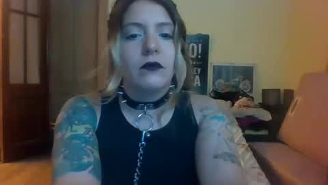 queen0fdarkn3ss online show from 01/12/25, 03:00