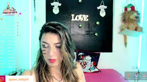 queen_natttyy online show from 12/17/24, 02:28