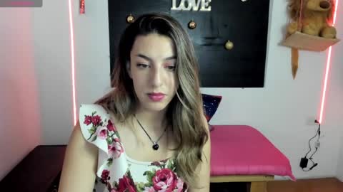 queen_natttyy online show from 12/24/24, 04:20