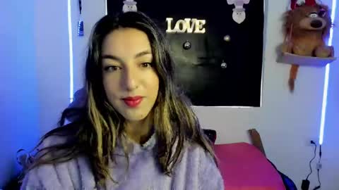 queen_natttyy online show from 12/07/24, 12:18