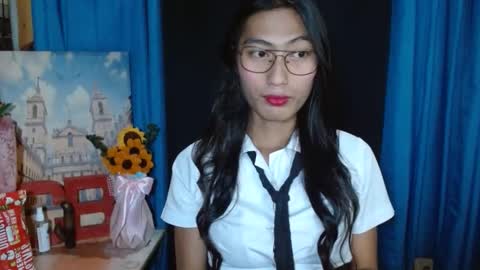 queensteffi online show from 12/27/24, 11:46