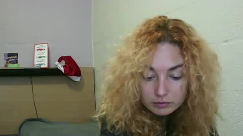 reddgirll online show from 12/30/24, 12:44