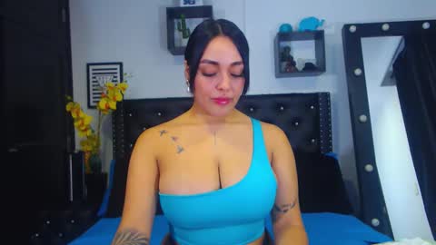 renatabrownn28 online show from 11/28/24, 02:48