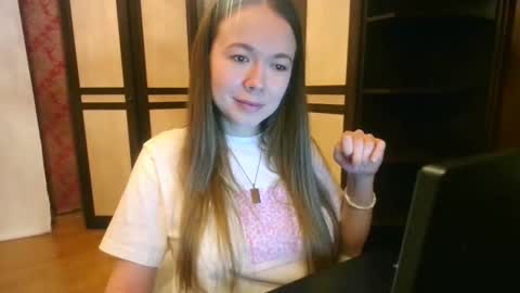 roxxana_xxx online show from 12/03/24, 05:19