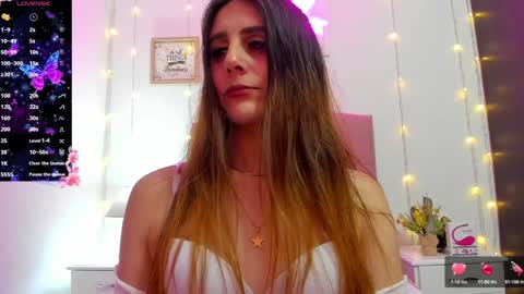 samanthamillher1 online show from 11/17/24, 03:17