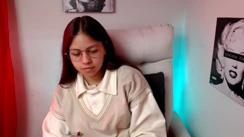 Samantha online show from 12/19/24, 01:08