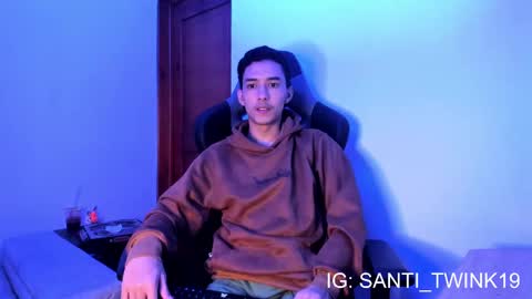 santi_twink19 online show from 11/23/24, 05:50