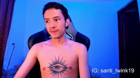 santi_twink19 online show from 12/22/24, 11:29