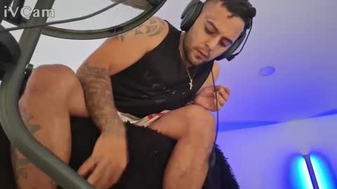 santiago sexy latin online show from 01/03/25, 03:59