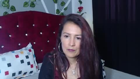 saray_hot202cl online show from 11/20/24, 10:28