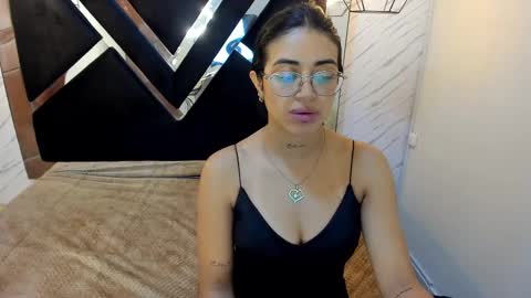 scarlett__9 online show from 02/06/25, 11:59