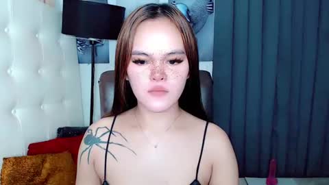 sexxxy_caroline online show from 12/18/24, 09:09