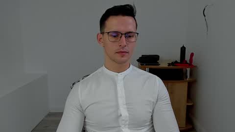 Sexxymuscles4U online show from 12/02/24, 07:28