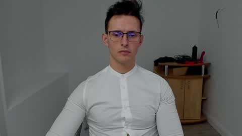 Sexxymuscles4U online show from 12/07/24, 11:57