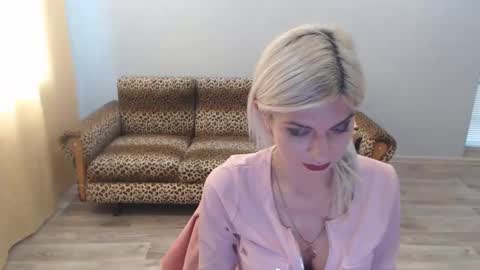 sexybeatriice online show from 11/12/24, 07:14