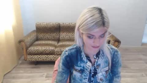 sexybeatriice online show from 12/01/24, 07:13