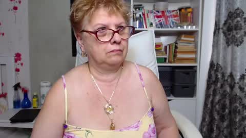 sexylynette4u online show from 11/20/24, 08:01