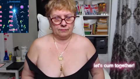 sexylynette4u online show from 12/19/24, 08:47