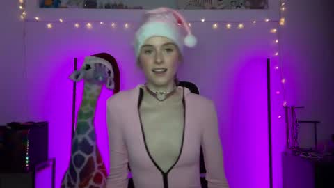 shadebabe online show from 12/25/24, 05:59