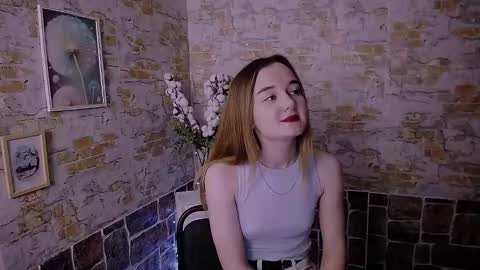 shy_kitty_cat online show from 11/22/24, 10:07