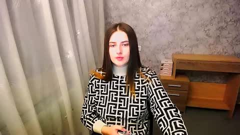 shy_star_milana online show from 12/10/24, 08:47