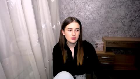 shy_star_milana online show from 12/22/24, 02:00