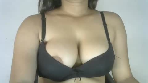 Sonali online show from 11/16/24, 04:22