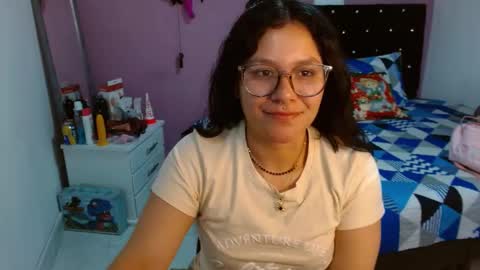 sonialatin69 online show from 12/13/24, 03:49