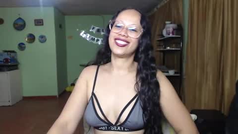 alejandra online show from 11/29/24, 04:59