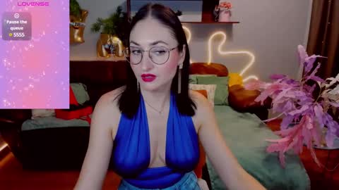 Stefana online show from 12/16/24, 12:23