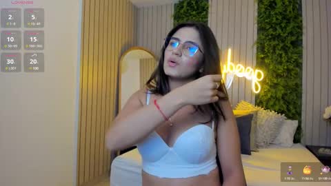 Stefania online show from 12/12/24, 12:35