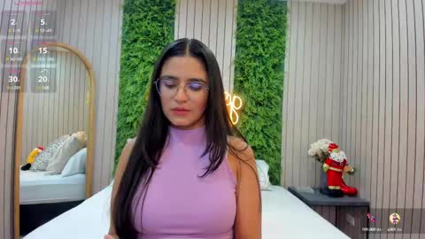 Stefania online show from 12/20/24, 12:32