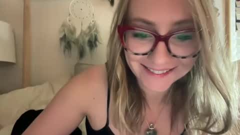 StevieGirl4U online show from 11/22/24, 03:28