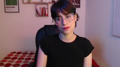 susana_w online show from 11/19/24, 10:17