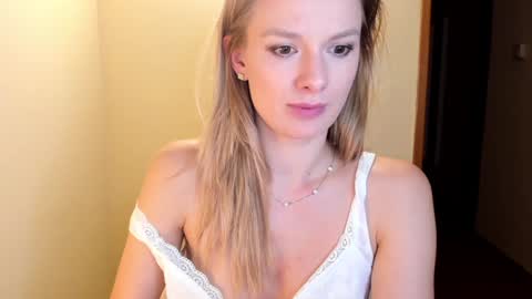 Ann - your sweet girl online show from 11/29/24, 10:42