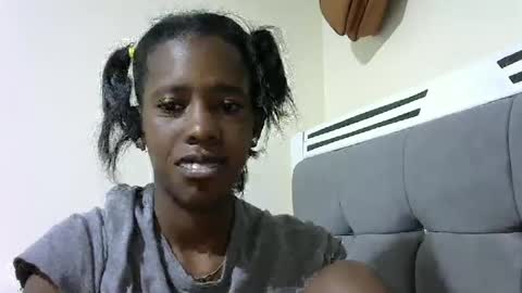 sweet_babes1 online show from 01/10/25, 02:33