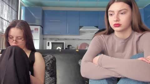 sweet_violetti online show from 02/10/25, 11:24