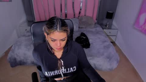 Fabiana online show from 11/29/24, 11:59