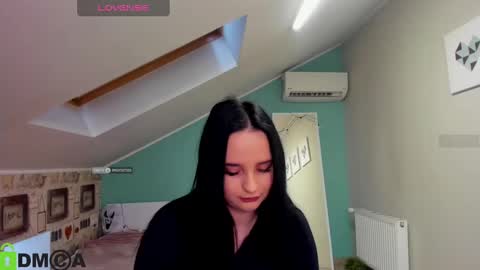 sweetfairyys online show from 02/11/25, 08:33