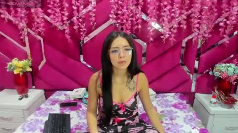 sweets_violeta18 online show from 12/28/24, 11:05