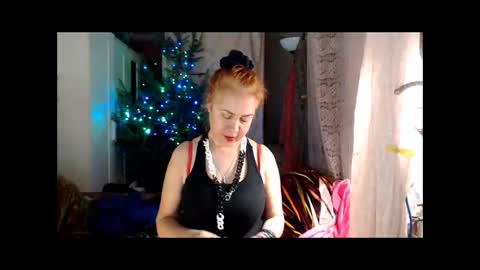 Milena online show from 01/01/25, 01:11