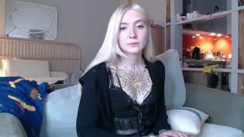 tattoobbgirl online show from 02/08/25, 05:56